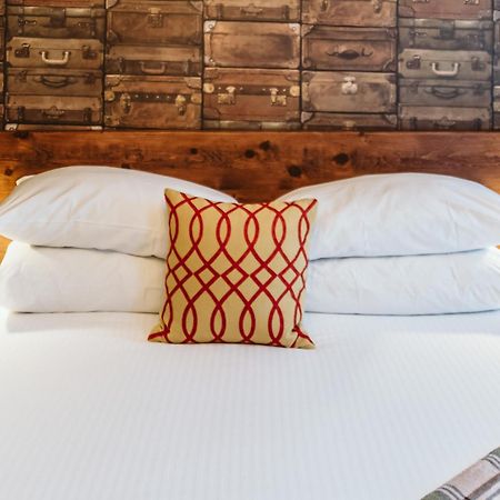 The Grove Hotel Kingsville Экстерьер фото