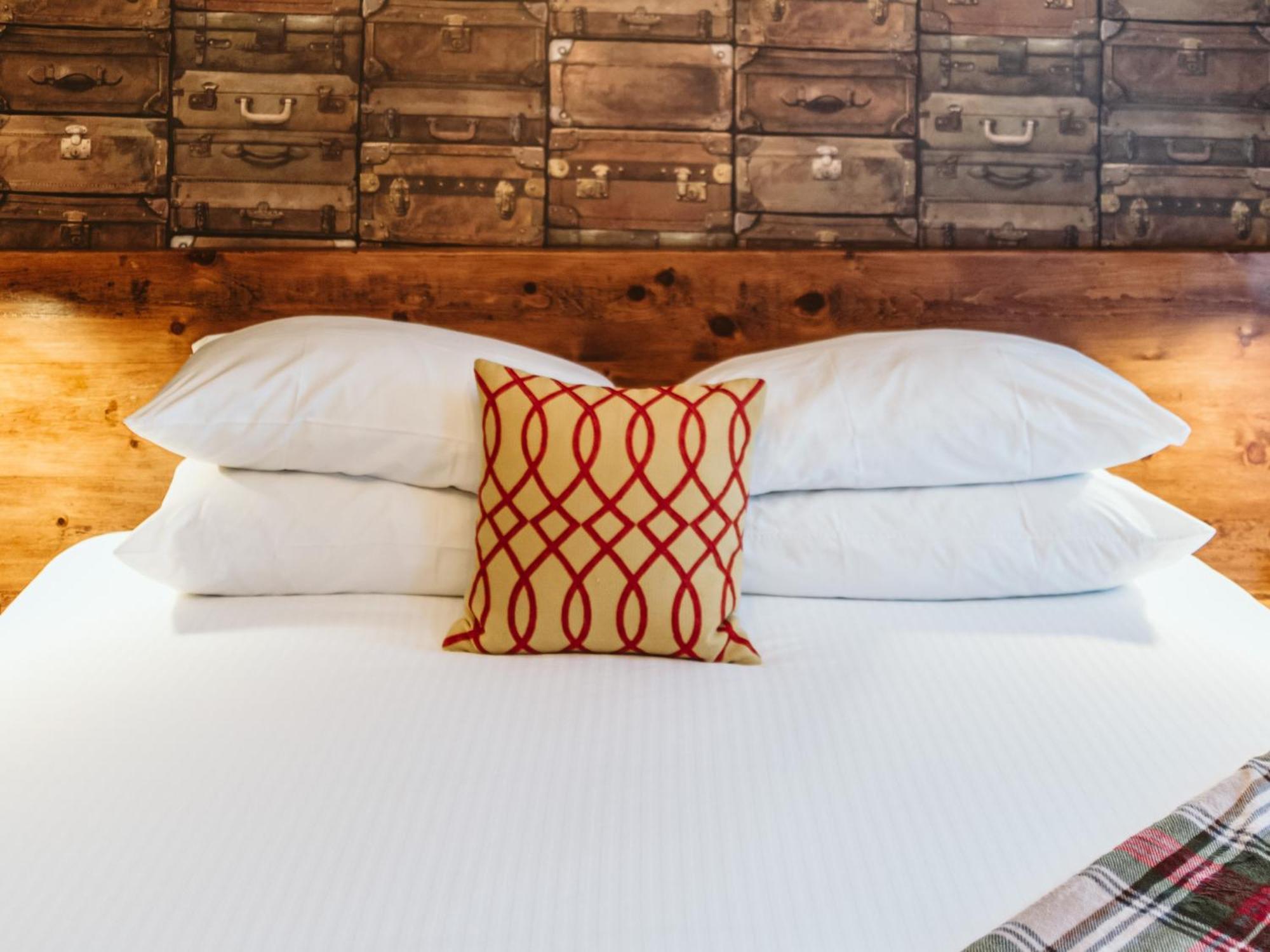 The Grove Hotel Kingsville Экстерьер фото