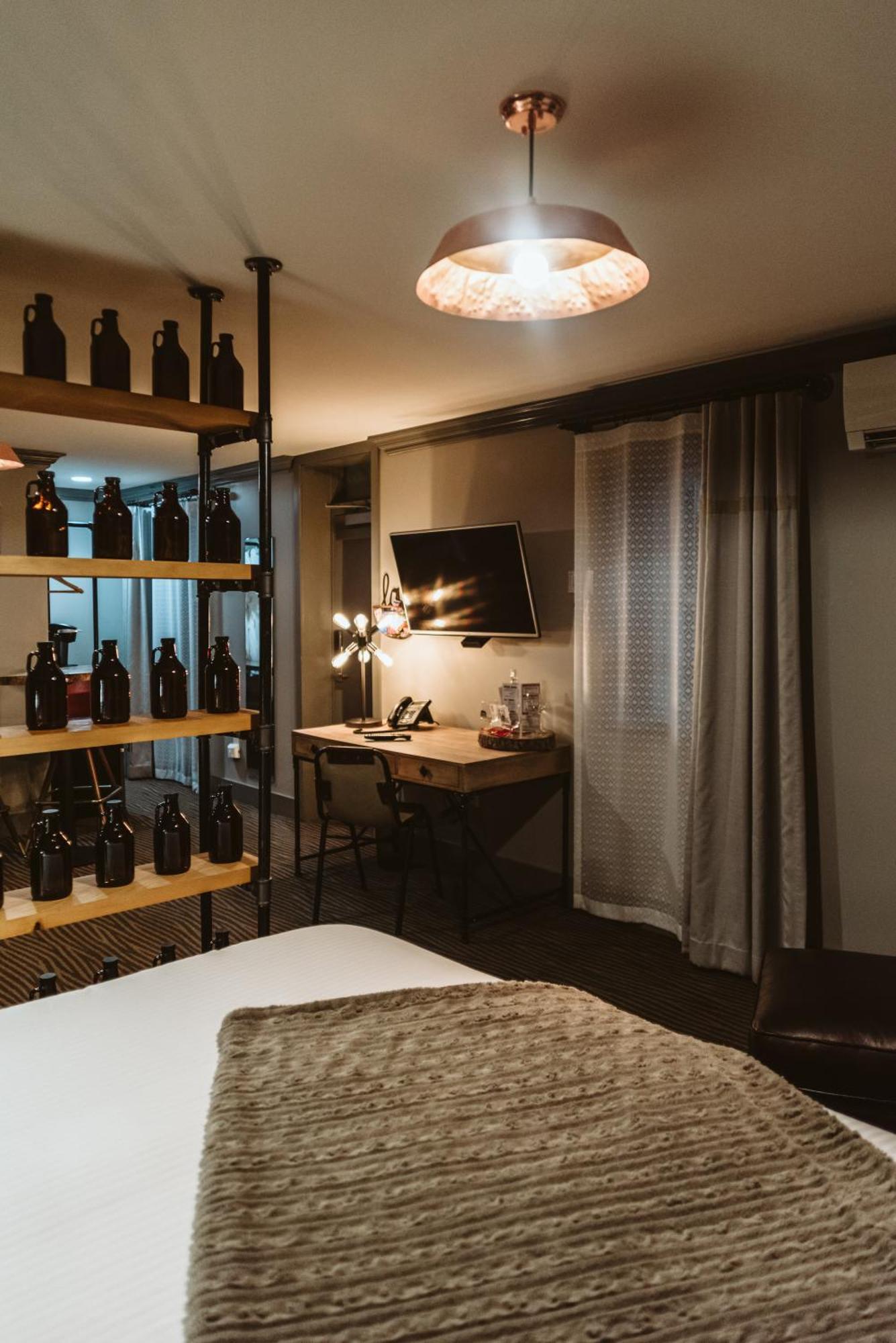 The Grove Hotel Kingsville Экстерьер фото
