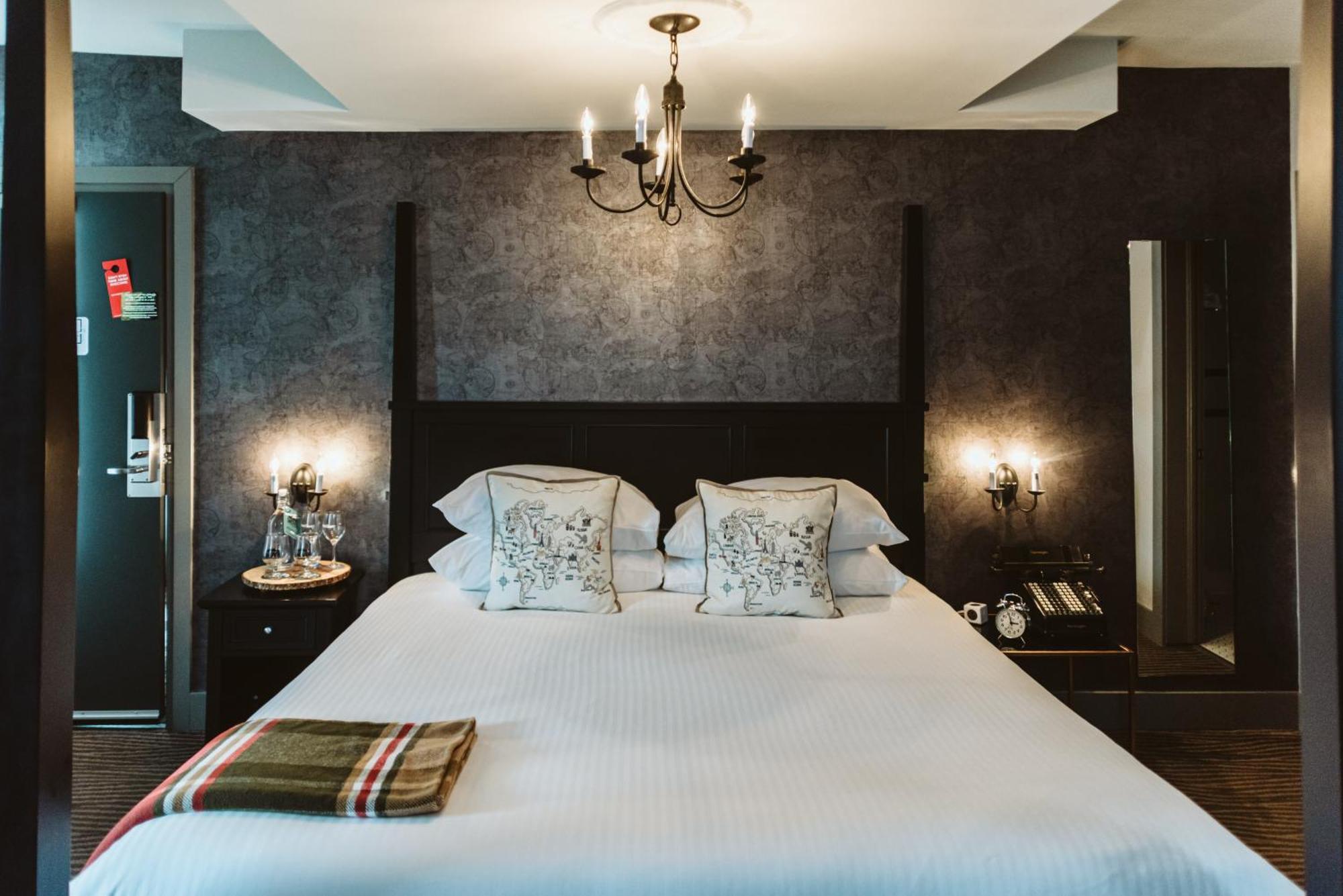 The Grove Hotel Kingsville Экстерьер фото